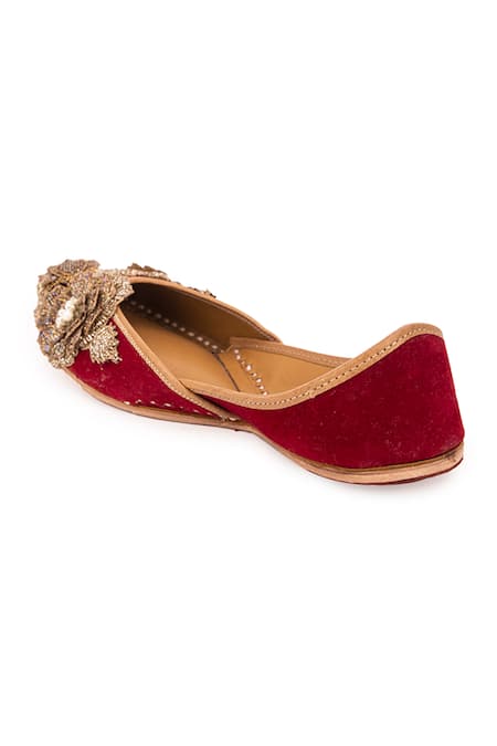 Shop_5elements_Maroon Embroidered Velvet Floral Applique Juttis _Online_at_Aza_Fashions