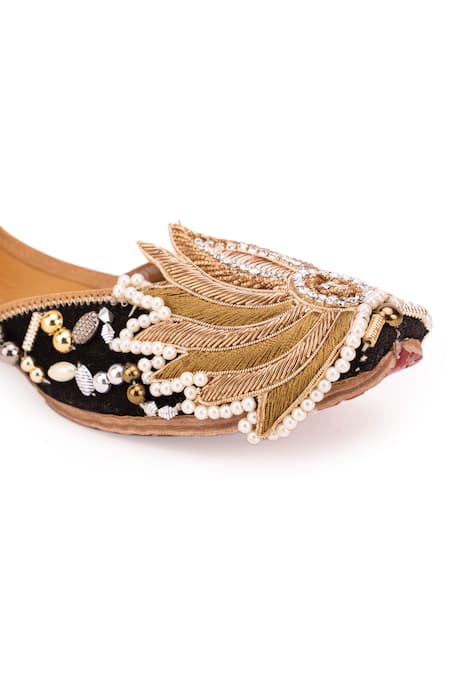 5elements_Black Velvet Cutwork Floral Embroidered Juttis _Online_at_Aza_Fashions