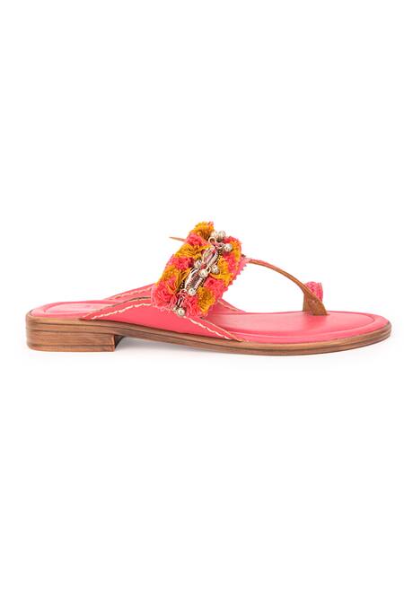 Buy_5elements_Pink Fringe Embellished Kolhapuri Heels _Online_at_Aza_Fashions
