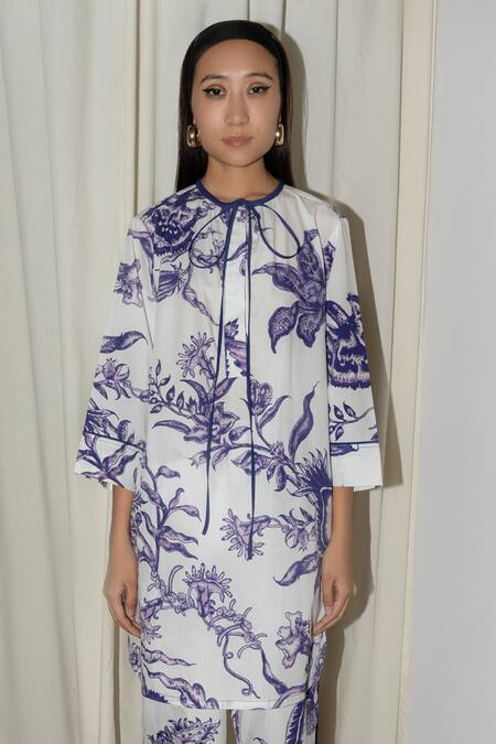 Leh Studios Blue Cotton Round Neck Chinoserie Print Tunic Online at Aza Fashions Leh Studios_Blue Cotton Round Neck Chinoserie Print Tunic _Online_at_Aza_Fashions