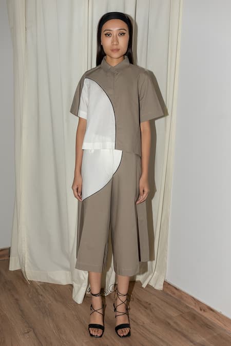 Leh Studios Brown Cotton Shawl Neck Ellipse Top