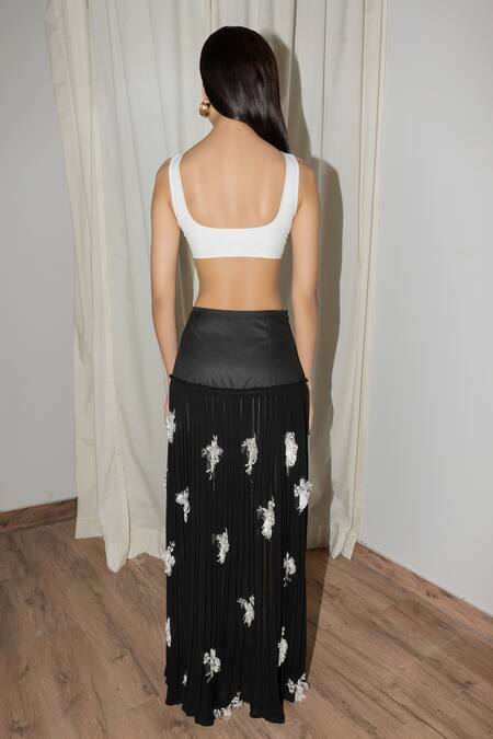 Shop Leh Studios White Rayon Plain V Neck Bralette at Aza Fashions Shop_Leh Studios_White Rayon Plain V Neck Bralette_at_Aza_Fashions