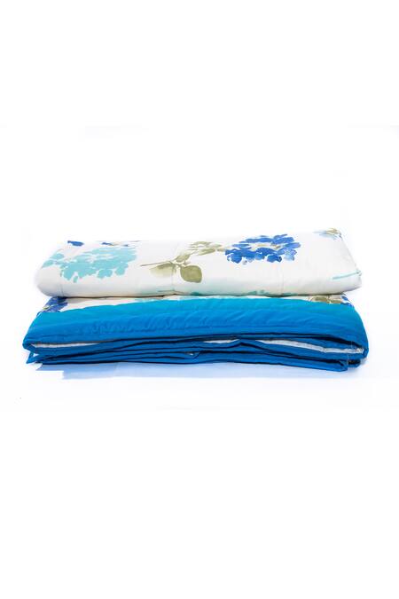 Shop_Cocobee_White Cotton Printed Flower Quilt _at_Aza_Fashions