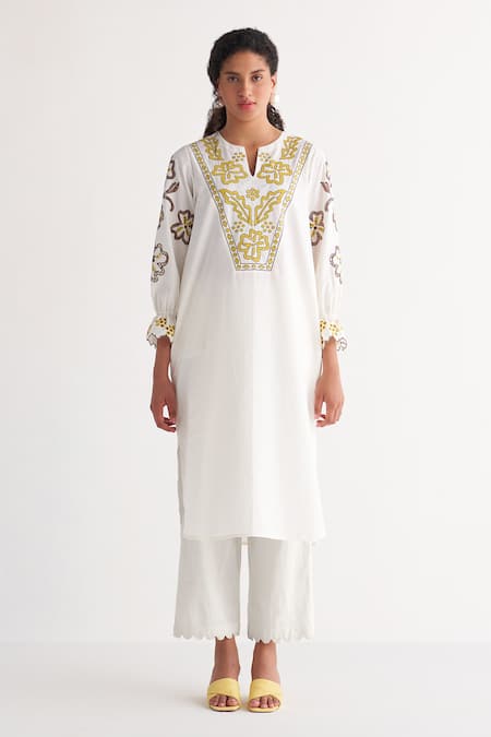 Shivani Bhargava Melange Embroidered Kurta & Pant Set 