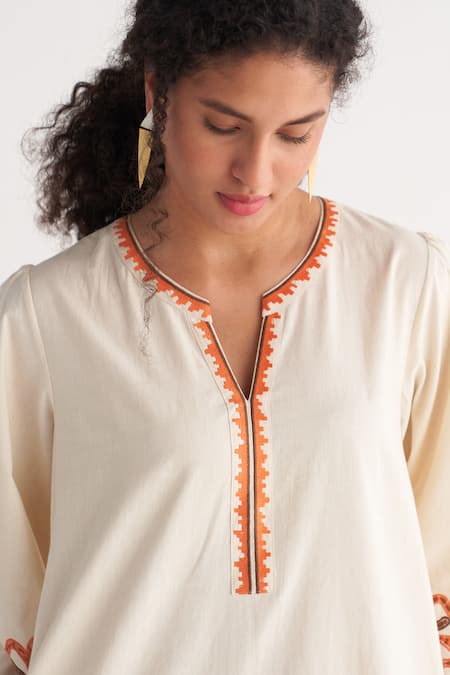 Buy_Shivani Bhargava_Ivory Pure Cotton Embroidered Woven Notched Colossal Sleeve Kurta And Pant Set _Online_at_Aza_Fashions