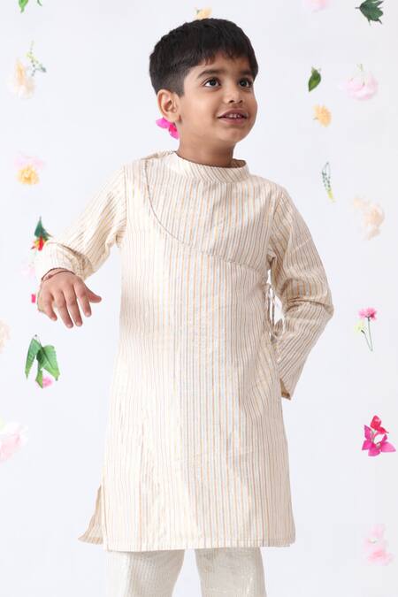 JILMIL DREAMWEAR Off White Cotton Stripe Pattern Kurta And Pant Set Online at Aza Fashions JILMIL DREAMWEAR_Off White Cotton Stripe Pattern Kurta And Pant Set _Online_at_Aza_Fashions