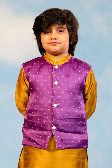 JILMIL DREAMWEAR Purple Cotton, Silk Embroidery Geometric Pattern Jacket And Kurta Set Online at Aza Fashions JILMIL DREAMWEAR_Purple Cotton, Silk Embroidery Geometric Pattern Jacket And Kurta Set _Online_at_Aza_Fashions