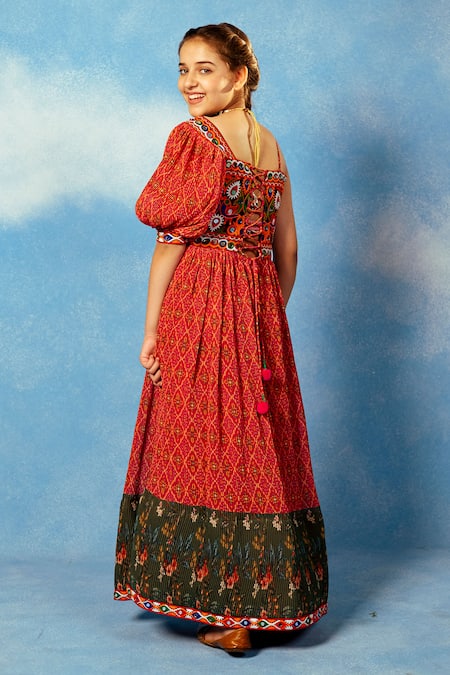 Shop JILMIL DREAMWEAR Red Cotton Embroidery Quatrefoil Floral Print Dress at Aza Fashions Shop_JILMIL DREAMWEAR_Red Cotton Embroidery Quatrefoil Floral Print Dress _at_Aza_Fashions