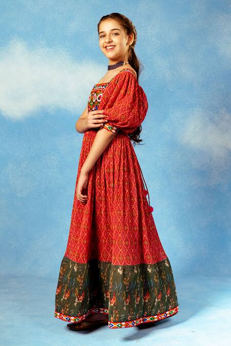 Shop JILMIL DREAMWEAR Red Cotton Embroidery Quatrefoil Floral Print Dress Online at Aza Fashions Shop_JILMIL DREAMWEAR_Red Cotton Embroidery Quatrefoil Floral Print Dress _Online_at_Aza_Fashions