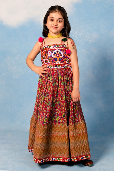 Buy White Cotton Embroidered Thread Work Marilyn Yoke Dress For Girls by  Mini Trails Online at Aza Fashions.