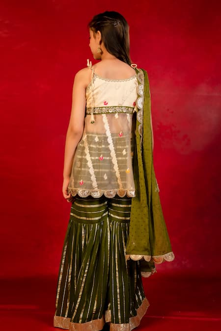 Shop JILMIL DREAMWEAR Green Organza Sequins, Zari Floral Pattern Kurta And Sharara Set at Aza Fashions Shop_JILMIL DREAMWEAR_Green Organza Sequins, Zari Floral Pattern Kurta And Sharara Set _at_Aza_Fashions
