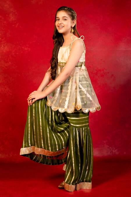 Buy JILMIL DREAMWEAR Green Organza Sequins, Zari Floral Pattern Kurta And Sharara Set Buy_JILMIL DREAMWEAR_Green Organza Sequins, Zari Floral Pattern Kurta And Sharara Set