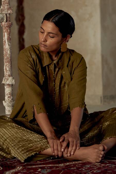 Srota By Srishti Aggarwal_Green Matka/mulberry Silk Printed Abstract Manyu Kurta Set With Wouri Jacket_Online_at_Aza_Fashions