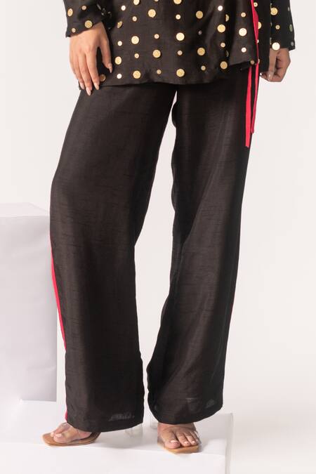 Shop Vanshika Agarwal Label Black Bamberg Silk, Lining Taffeta Harper Hand Embroidered Blazer And Pant Set Online at Aza Fashions Shop_Vanshika Agarwal Label_Black Bamberg Silk, Lining Taffeta Harper Hand Embroidered Blazer And Pant Set _Online_at_Aza_Fashions