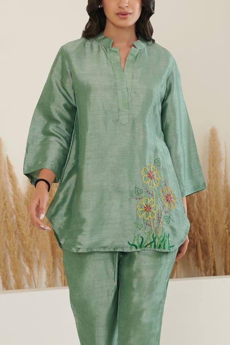 Label Flamingo By Vrinda Green Silk Cut Work, Embroidery Collared Placement Floral Shirt With Pant at Aza Fashions Label Flamingo By Vrinda_Green Silk Cut Work, Embroidery Collared Placement Floral Shirt With Pant _at_Aza_Fashions