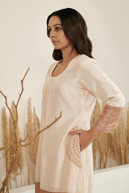 Shop Label Flamingo By Vrinda Ivory Silk Pearls, Embroidery Round Neck Color Block A-line Kurta With Pant Online at Aza Fashions Shop_Label Flamingo By Vrinda_Ivory Silk Pearls, Embroidery Round Neck Color Block A-line Kurta With Pant _Online_at_Aza_Fashions