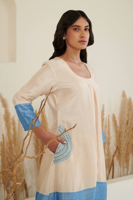 Buy Label Flamingo By Vrinda Ivory Silk Pearls, Embroidery Round Neck A-line Color Block Kurta With Pant Online at Aza Fashions Buy_Label Flamingo By Vrinda_Ivory Silk Pearls, Embroidery Round Neck A-line Color Block Kurta With Pant _Online_at_Aza_Fashions