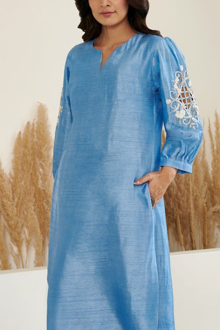 Shop Label Flamingo By Vrinda Blue Silk Pearls, Beads V-neck Placement Embroidered Kurta With Pant Online at Aza Fashions Shop_Label Flamingo By Vrinda_Blue Silk Pearls, Beads V-neck Placement Embroidered Kurta With Pant _Online_at_Aza_Fashions