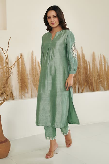 Label Flamingo By Vrinda Green Silk Pearls, Beads Split Placement Hand Embroidered Kurta With Pant Online at Aza Fashions Label Flamingo By Vrinda_Green Silk Pearls, Beads Split Placement Hand Embroidered Kurta With Pant _Online_at_Aza_Fashions