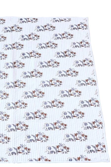 Jaipur Gate White Muslin Printed Mother Elephant Hand Playmat Online at Aza Fashions Jaipur Gate_White Muslin Printed Mother Elephant Hand Playmat_Online_at_Aza_Fashions