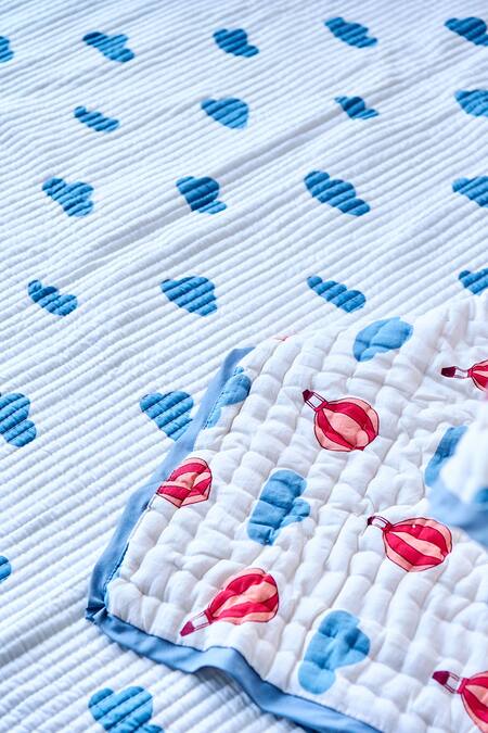 Jaipur Gate_White Muslin Printed Hot Air Balloon And Cloud Baby Cot Set_at_Aza_Fashions
