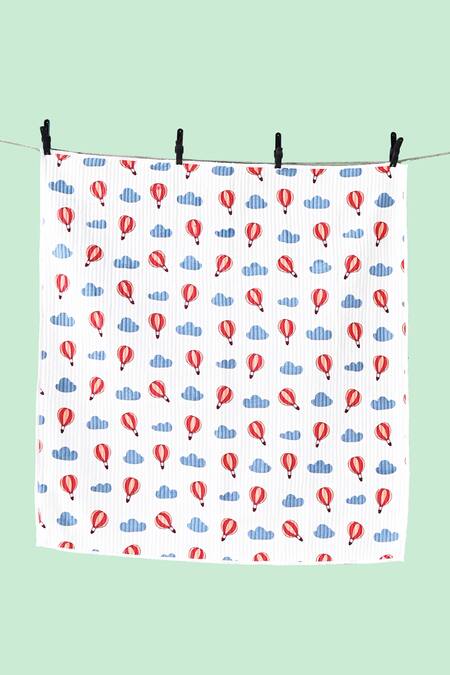 Buy Jaipur Gate White Muslin Printed Hot Air Balloon And Cloud Baby Playmat Online at Aza Fashions Buy_Jaipur Gate_White Muslin Printed Hot Air Balloon And Cloud Baby Playmat_Online_at_Aza_Fashions