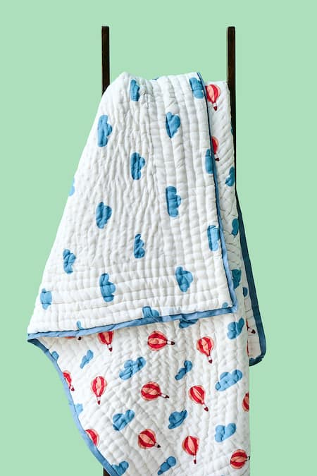 Shop Jaipur Gate White Muslin Printed Hot Air Balloon And Cloud Baby Razai Online at Aza Fashions Shop_Jaipur Gate_White Muslin Printed Hot Air Balloon And Cloud Baby Razai_Online_at_Aza_Fashions