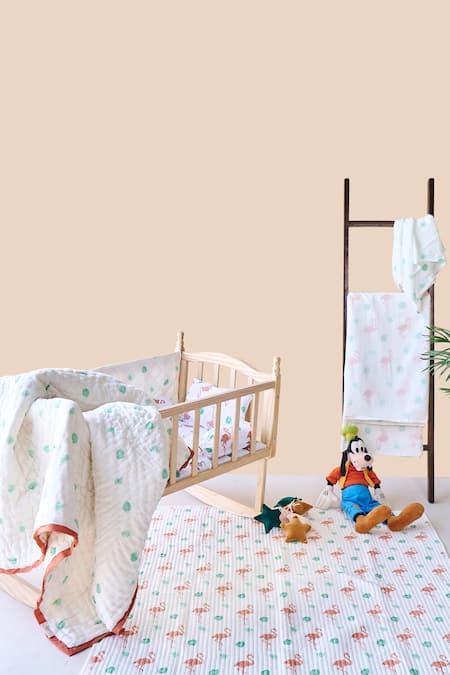 Buy Jaipur Gate White Muslin Printed Flamingo And Leaves Baby Cot Set Buy_Jaipur Gate_White Muslin Printed Flamingo And Leaves Baby Cot Set