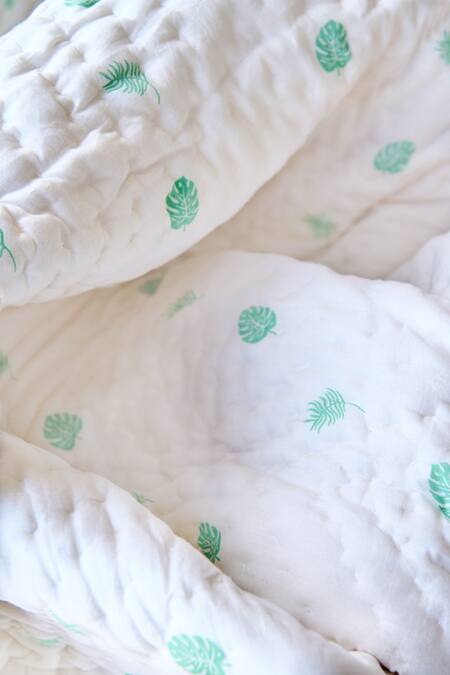 Jaipur Gate White Muslin Printed Flamingo And Leaves Baby Razai Online at Aza Fashions Jaipur Gate_White Muslin Printed Flamingo And Leaves Baby Razai_Online_at_Aza_Fashions