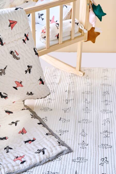Buy Jaipur Gate White Muslin Printed Jet Plane Baby Cot Set Online at Aza Fashions Buy_Jaipur Gate_White Muslin Printed Jet Plane Baby Cot Set_Online_at_Aza_Fashions