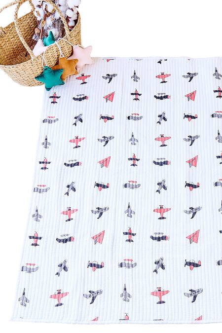Shop Jaipur Gate White Muslin Printed Jet Plane Baby Playmat at Aza Fashions Shop_Jaipur Gate_White Muslin Printed Jet Plane Baby Playmat_at_Aza_Fashions