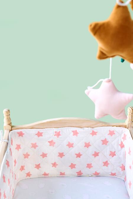 Jaipur Gate White Muslin Printed Rainbow Baby Bed Bumper 2 Pcs Set at Aza Fashions Jaipur Gate_White Muslin Printed Rainbow Baby Bed Bumper 2 Pcs Set_at_Aza_Fashions