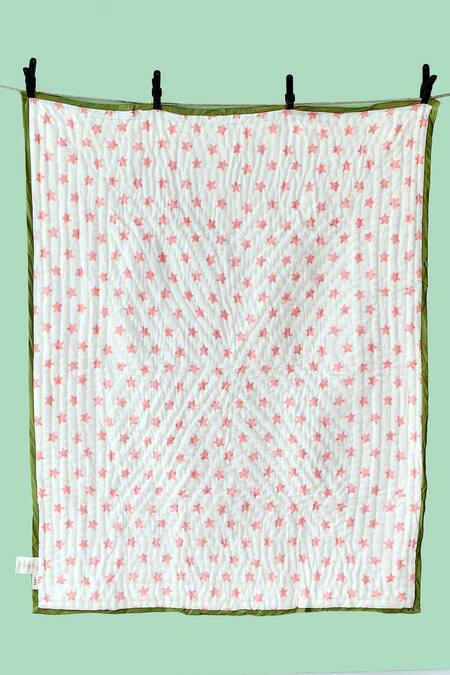 Shop Jaipur Gate White Muslin Printed Reversible Rainbow Baby Razai Online at Aza Fashions Shop_Jaipur Gate_White Muslin Printed Reversible Rainbow Baby Razai_Online_at_Aza_Fashions