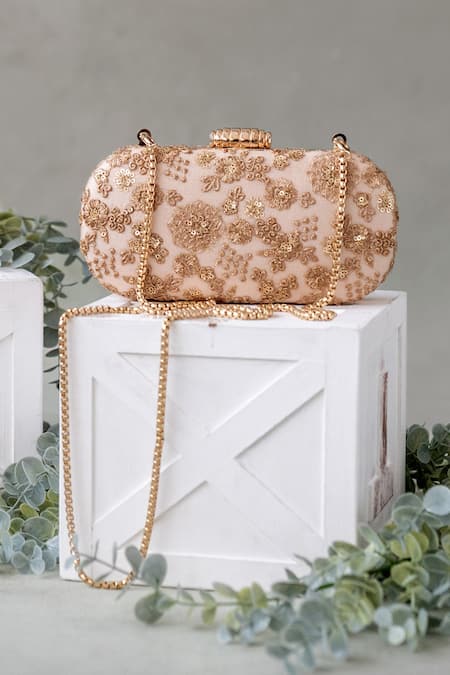 Amyra Ada Floral Embroidered Clutch 