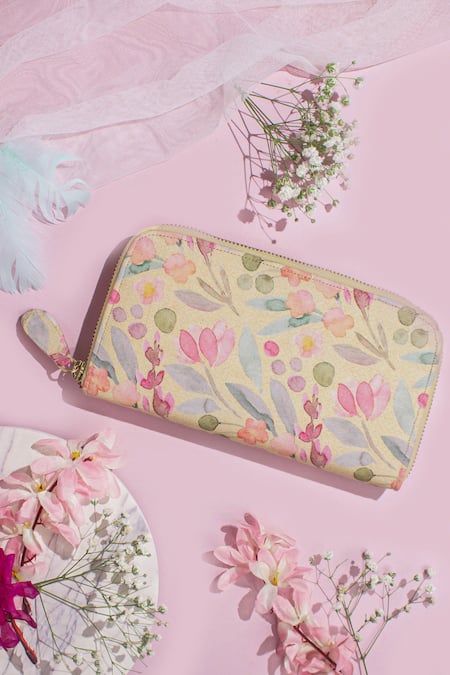 AMYRA Cynthia Floral Print Wallet 