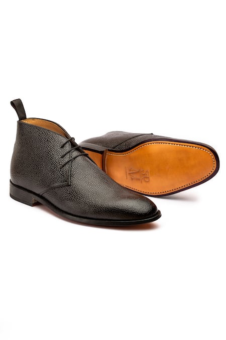 Shop 3dm Lifestyle Black Grain Leather Chukka Boots at Aza Fashions Shop_3dm Lifestyle_Black Grain Leather Chukka Boots _at_Aza_Fashions