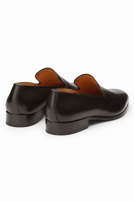 3dm Lifestyle_Black Leather Wholecut Loafers_at_Aza_Fashions