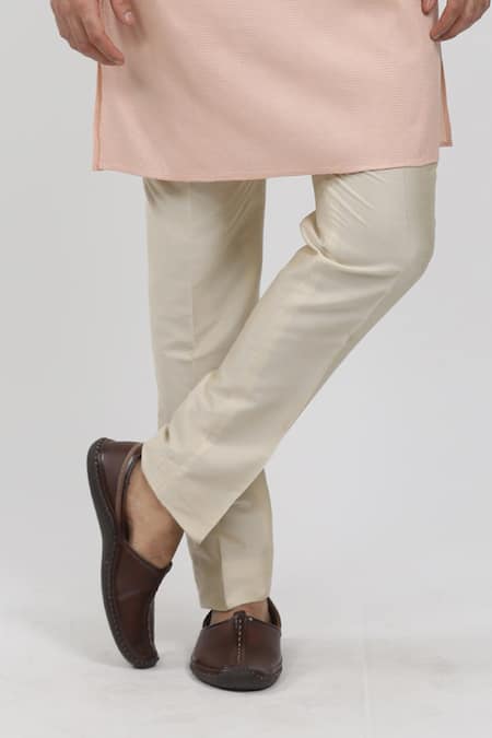 Krishna Mehta_Peach Cotton, Viscose Mandarin Collar Textured Kurta Set _at_Aza_Fashions