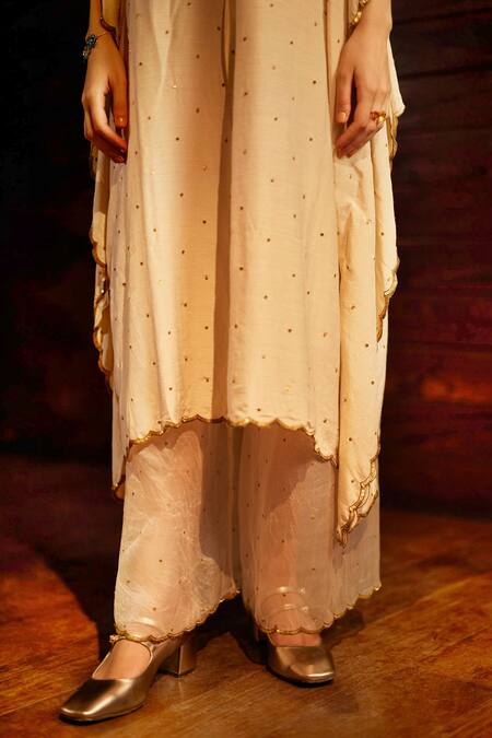 Buy_Mimamsaa_Ivory Silk, Organza Embroidery V-neck Anne Sequin Kaftan And Pant Set _Online_at_Aza_Fashions