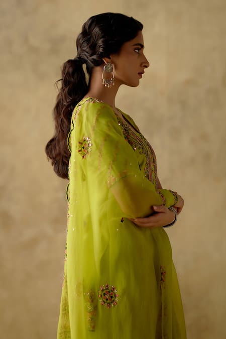 Buy_Varun Chhabra_Green Chanderi Silk, Organza, Cotton Embroidery Round Dabka Kurta Gharara Set _Online_at_Aza_Fashions