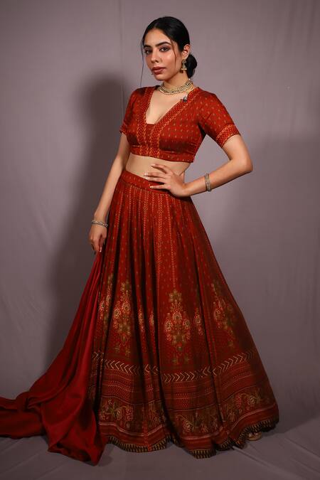 Buy_House Of TA-YA_Red Silk Embroidery V-neck Raw Digital Print Lehenga Set _Online_at_Aza_Fashions