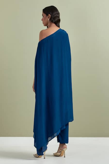 Priya Chaudhary One Shoulder Placement Embroidered Kurta & Pant Set 