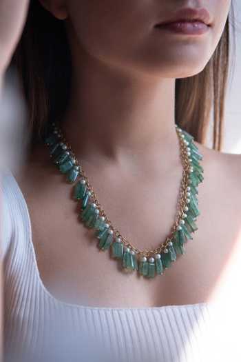 Buy Do Taara Green Agate Stone Necklace Online at Aza Fashions Buy_Do Taara_Green Agate Stone Necklace _Online_at_Aza_Fashions