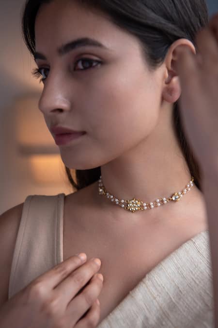 Buy Lotus Silk Delicate Collar Necklace in Pink Enamel Online in India |  Zariin