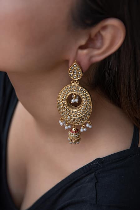 Do Taara_Gold Plated Pearls Jadau Jhumka Earrings _Online_at_Aza_Fashions