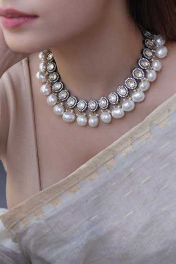 Do Taara Silver Plated Polki And Pearl Necklace Online at Aza Fashions Do Taara_Silver Plated Polki And Pearl Necklace _Online_at_Aza_Fashions