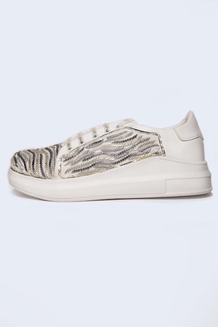 The Saree Sneakers Wave Cut Dana Embroidered Sneakers 