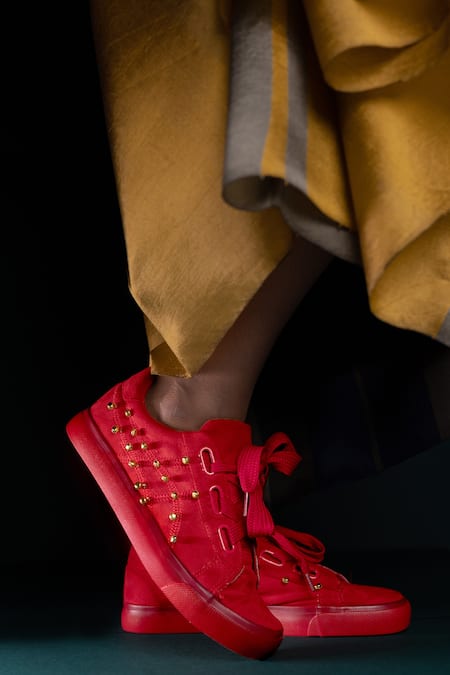 The Saree Sneakers_Red Thread And Ghungroo Embroidered Sneakers _Online_at_Aza_Fashions