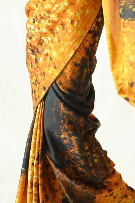 Buy_Til_Multi Color Cotton Satin Beads V-neck Streak Print Saree And Blouse Set _Online_at_Aza_Fashions