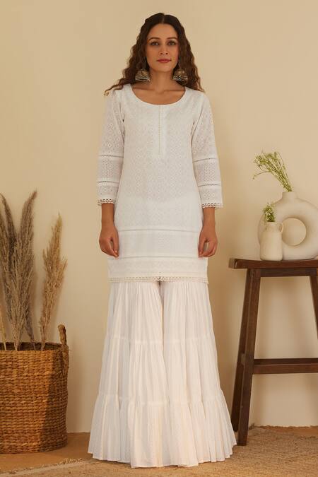 Shrutkirti_White Pure Cotton Embroidery Floral Round Pattern Kurta Gharara Set _Online_at_Aza_Fashions
